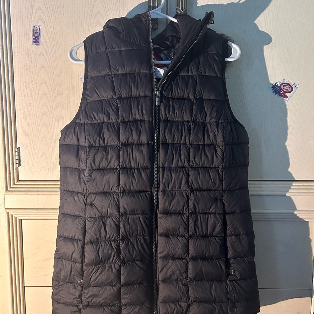 Columbia • Fur vest